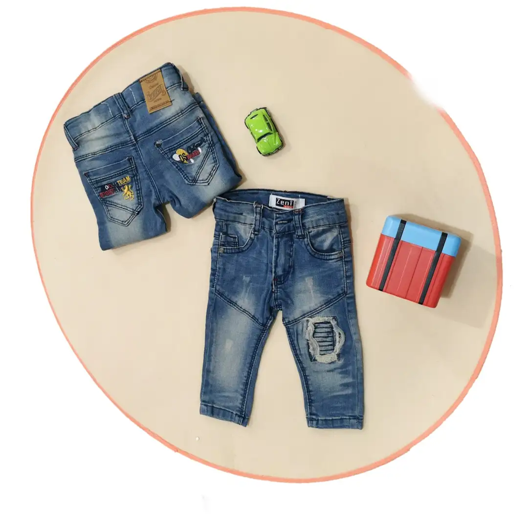 بنطال جينز للأولاد